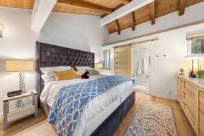 2 soverom, strykejern/-brett, wi-fi (inkludert) og sengetøy