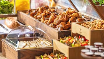 Dagelijks ontbijtbuffet (JPY 4180 per persoon)