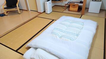 Free WiFi, bed sheets