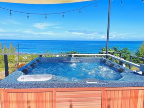 Outdoor spa tub -  Vista al Mar en Arecibo para Grupos/ Familias/ Eventos (Arecibo)