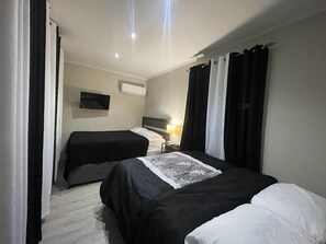 5 chambres, bureau, Wi-Fi gratuit, draps fournis