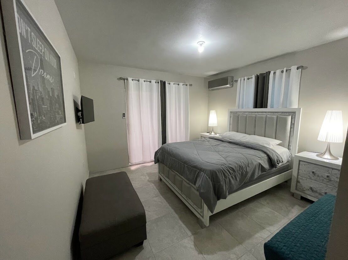 5 slaapkamers, een bureau, gratis wifi, beddengoed