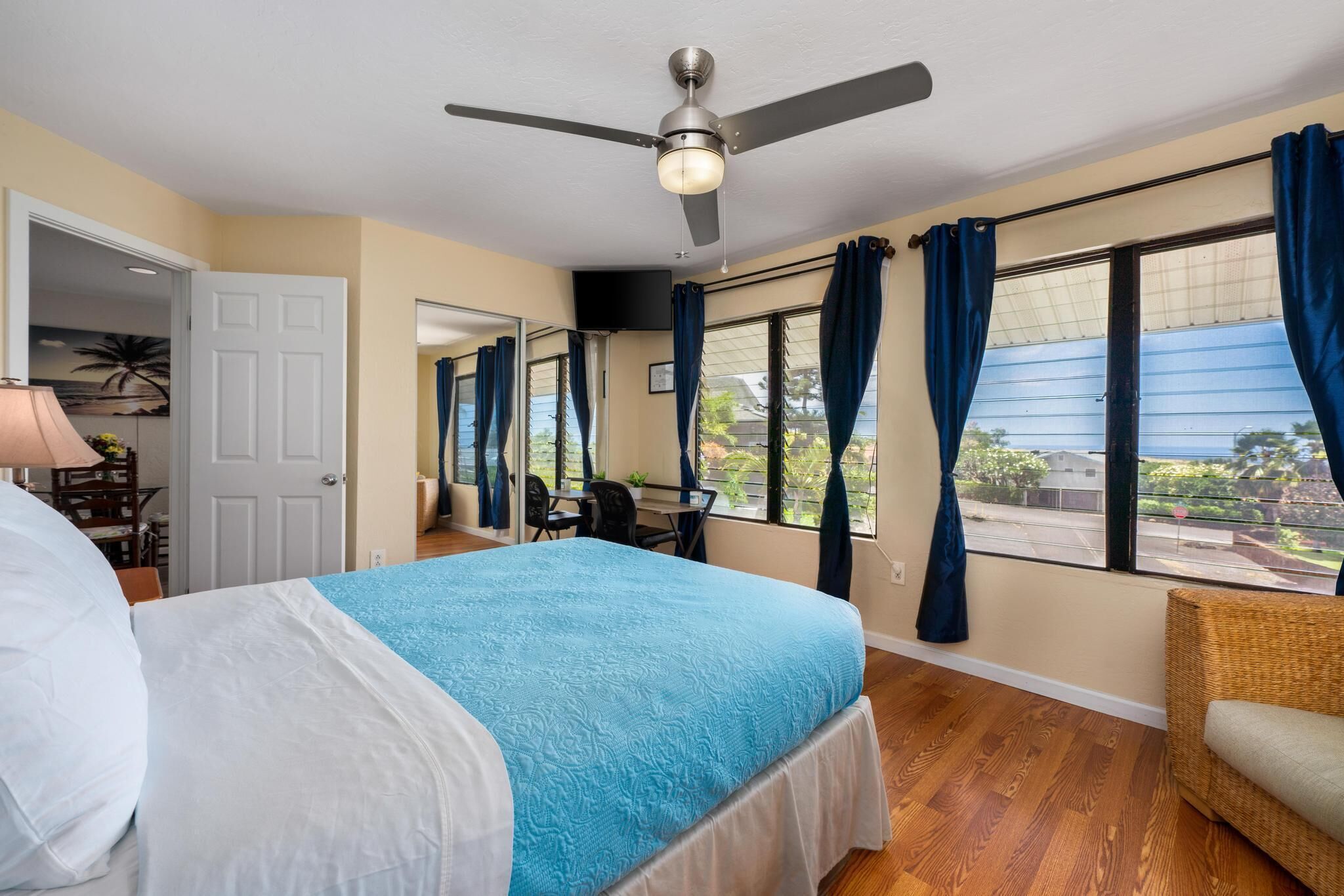 2 室のベッドルーム、WiFi、ベッドシーツ