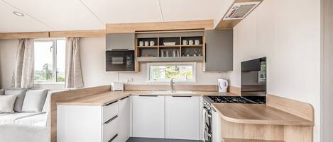 Kühlschrank, Ofen, Herdplatte, Toaster