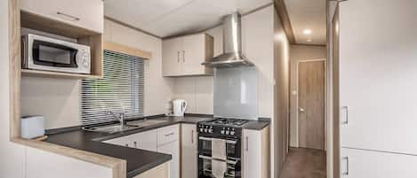 Fridge, oven, stovetop, toaster