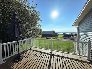 Property grounds - Stunning Lake Views! Country Side Retreat (Skaneateles)