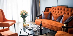 Executive Suite | Interior