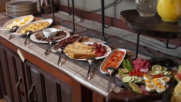 Free daily self-service breakfast