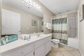 Bathroom - Horizon South 56-206 (Panama City Beach)