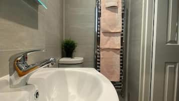 Shower, towels