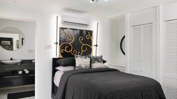 1 soverom, skrivebord, strykejern/-brett og wi-fi (inkludert)