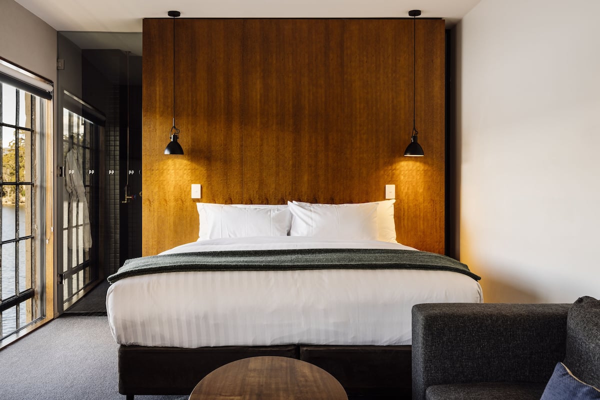 Pumphouse Middle Floor | Free minibar items, free WiFi, bed sheets