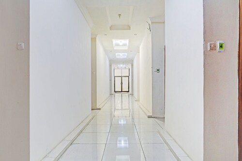 OYO Life 90544 Grand Redisa