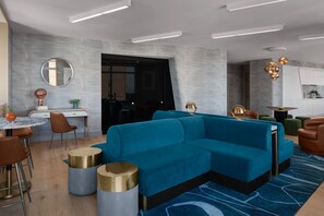 Interior - Amazing Tribeca Studio w/ Doorman, Gym & Roof Deck, by Blueground (Downtown)