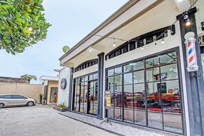 Front of property - OYO Life 92184 Mr Brown Homestay (Rembang)