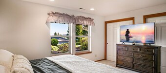 Sayward House in Port Ludlow
