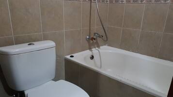 Shower, handuk,  dan sabun