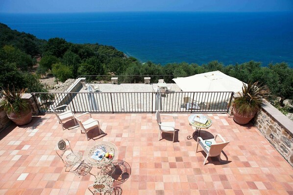 Terassi/patio