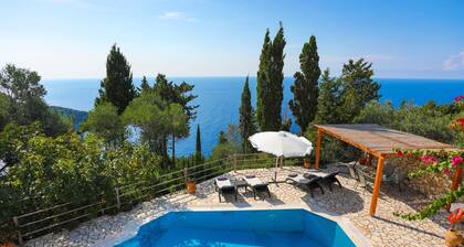 Villa Aloni in Paxi With 2 Bedrooms and 3 Bathrooms