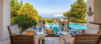 位于帕希的Siorra Elena