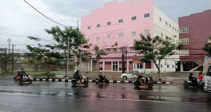 Hotel O Enjoy Homestay & Cafe