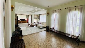 Living area - Tropical Seaview, Pak Nam Pran, Hua hin Thailand  (Tambon Pak Nam Pran)