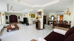 Living area - Tropical Seaview, Pak Nam Pran, Hua hin Thailand  (Tambon Pak Nam Pran)