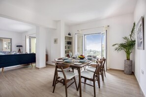 Casa | 5 dormitorios y escritorio
