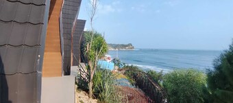 Palette 93389 Osanna Beach Resort