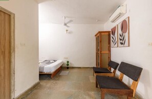 Deluxe-Doppelzimmer | Individuell dekoriert, individuell eingerichtet, Schreibtisch