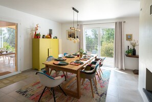 Dining - Mas des Violettes – Luxury vacation villa in the Alpes-Maritimes (Tourretes sur Loup)