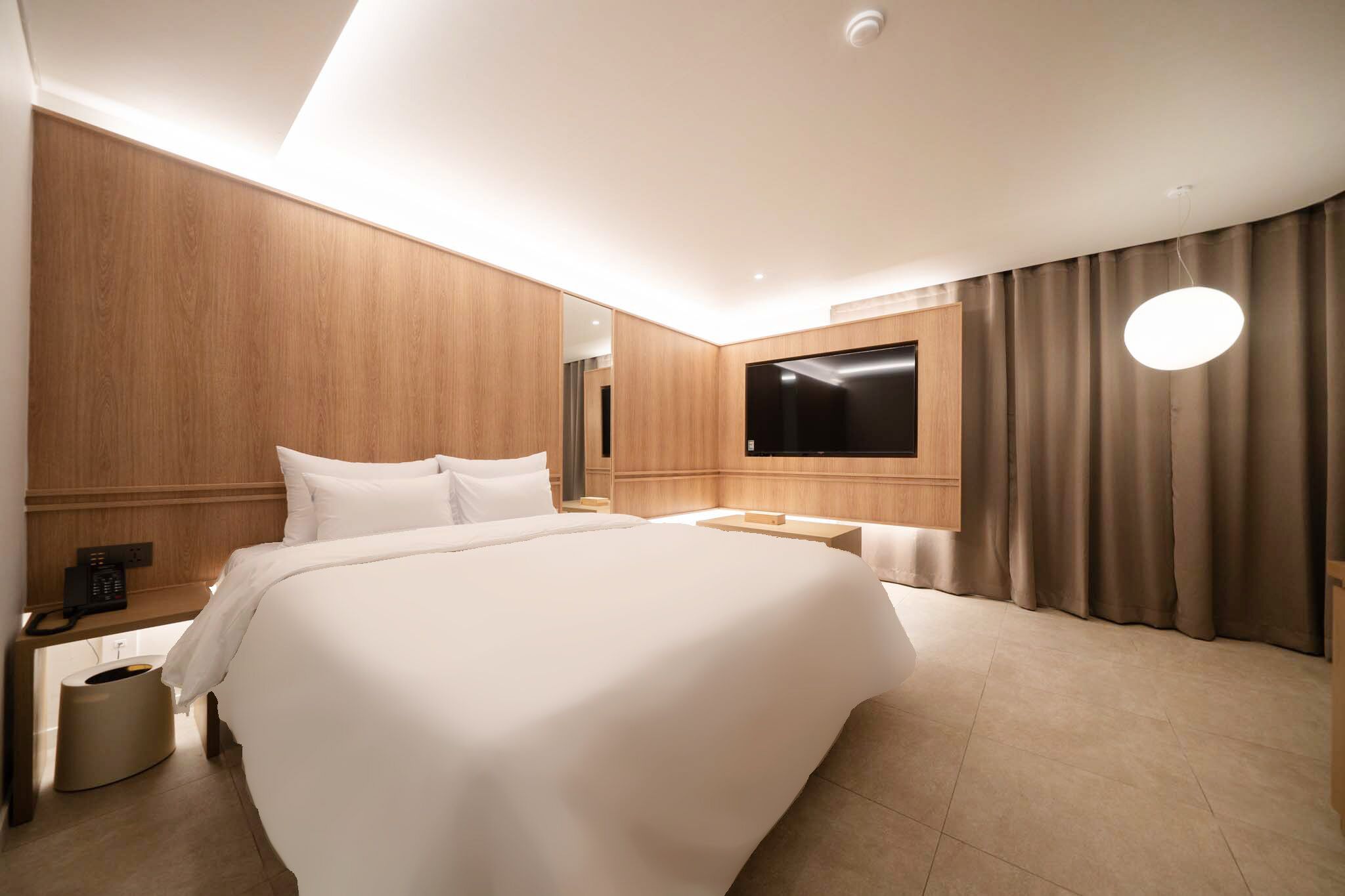 Signature Suite