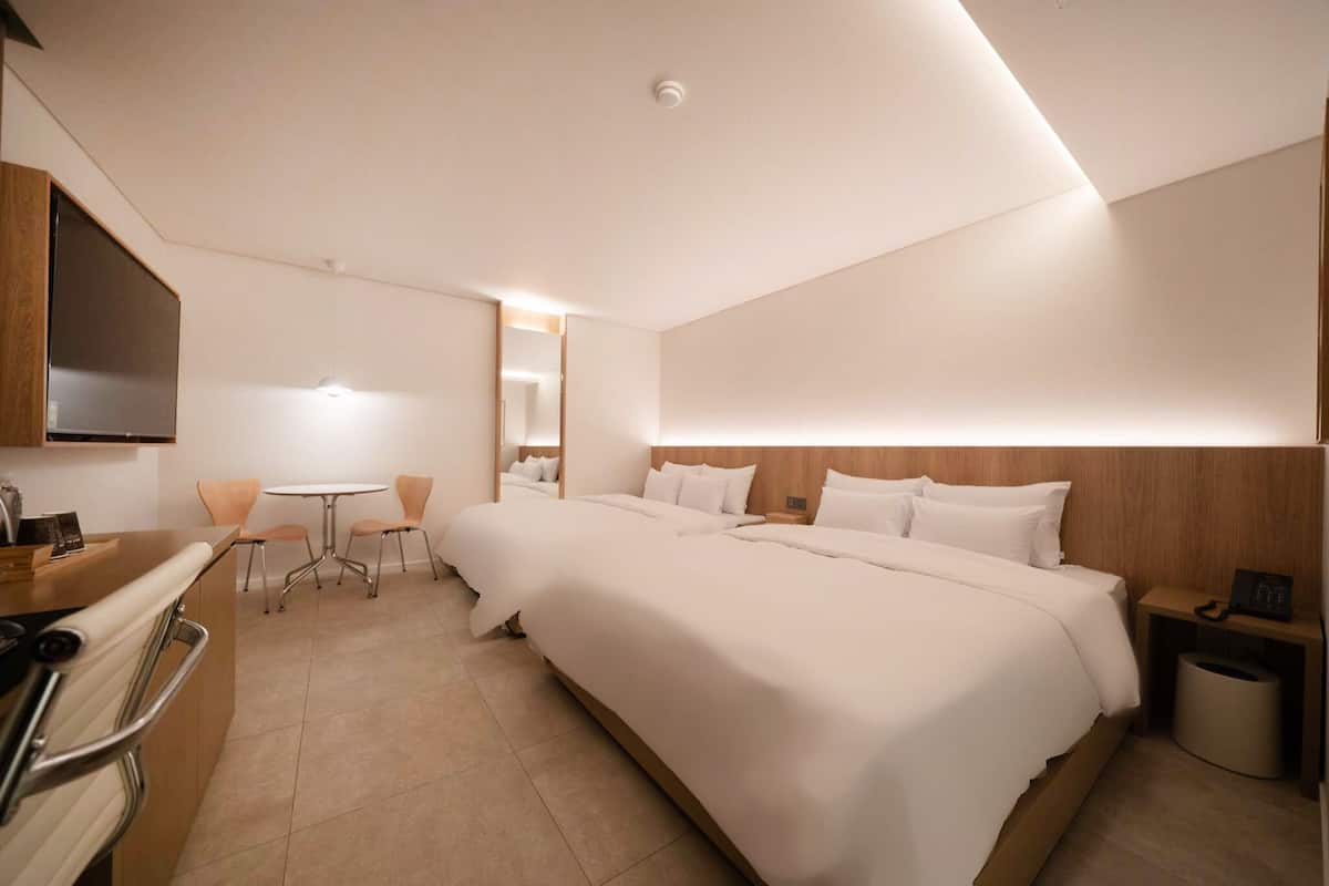 1 habitación, insonorización y wifi gratis