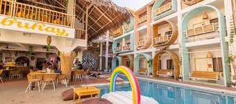 Happiness Hostel Boracay