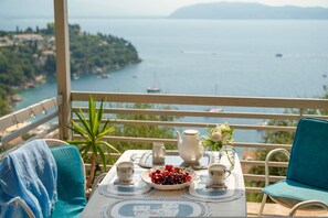 2 bedrooms - Penelope Stone House (Corfu)