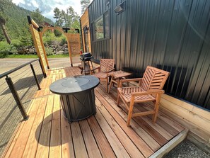 Terrace/patio - Chipmunk Tiny Home at The Woolly Bugger Inn (Estes Park)