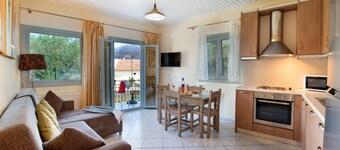 Chrisoula in Longos With 2 Bedrooms and 1 Bathrooms