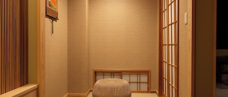 Habitación, para no fumadores (with Open-air Bath, Back Tatami Room) | Wifi gratis