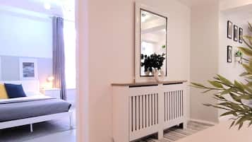 2 bedrooms, desk, iron/ironing board, travel cot