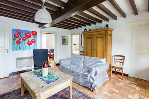 Smart TV, DVD player - Holiday Home in Vitry-Laché near Lake (Vitry-Laché)