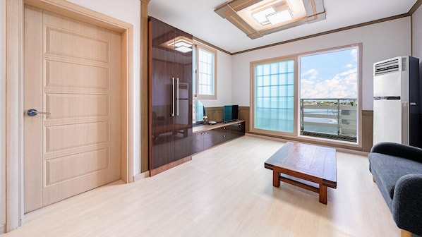 Habitación básica, 1 habitación (A201) | 1 dormitorio y wifi gratis