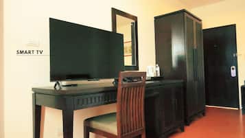 Coffres-forts dans les chambres, bureau, rideaux occultants