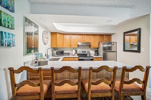 Fridge, microwave, coffee/tea maker, toaster