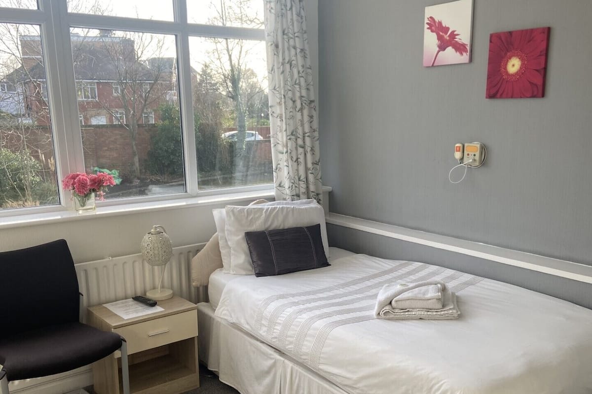 Basic Single Room