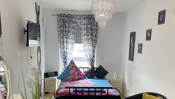 2 Schlafzimmer, Bügeleisen/Bügelbrett, WLAN, Bettwäsche