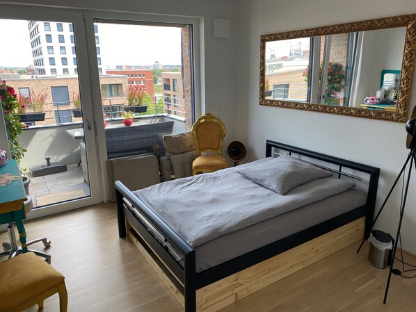 2 bedrooms, iron/ironing board, WiFi, bed sheets - Moderne 3 Zimmer Ferienwohnung an der Weser (Bremen)