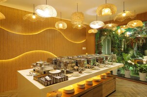 Desayuno bufé gratuito y diario