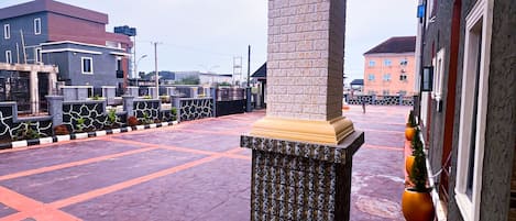 Fachada de la propiedad