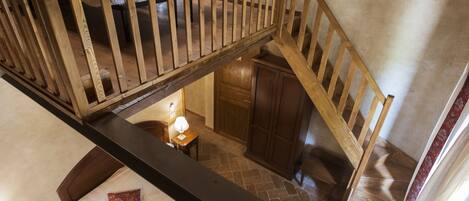 Superior Room | 1 bedroom, in-room safe, desk, iron/ironing board