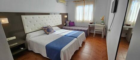 1 dormitori, wifi i roba de llit